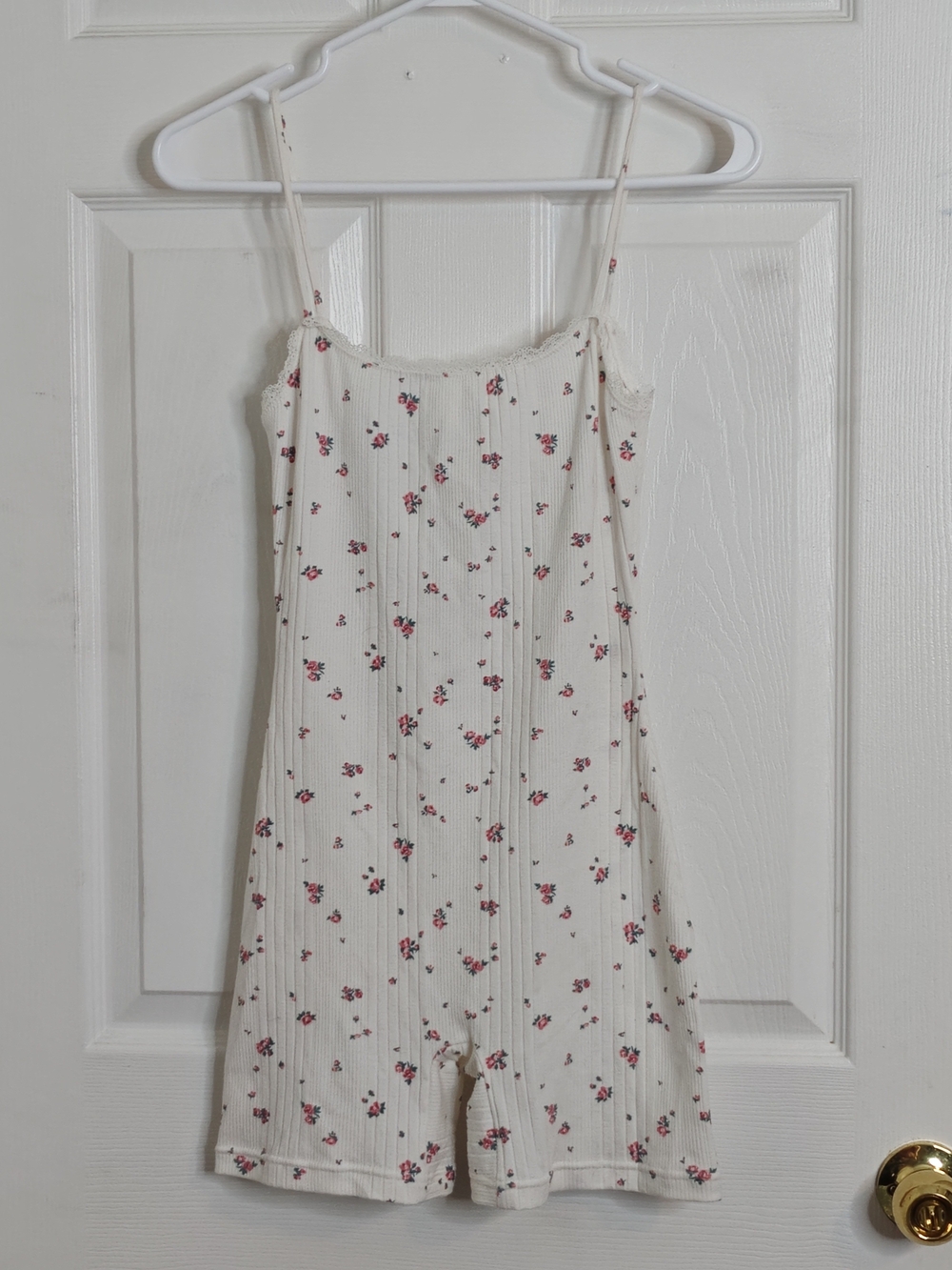 White Mini Floral Ribbed Romper Size S